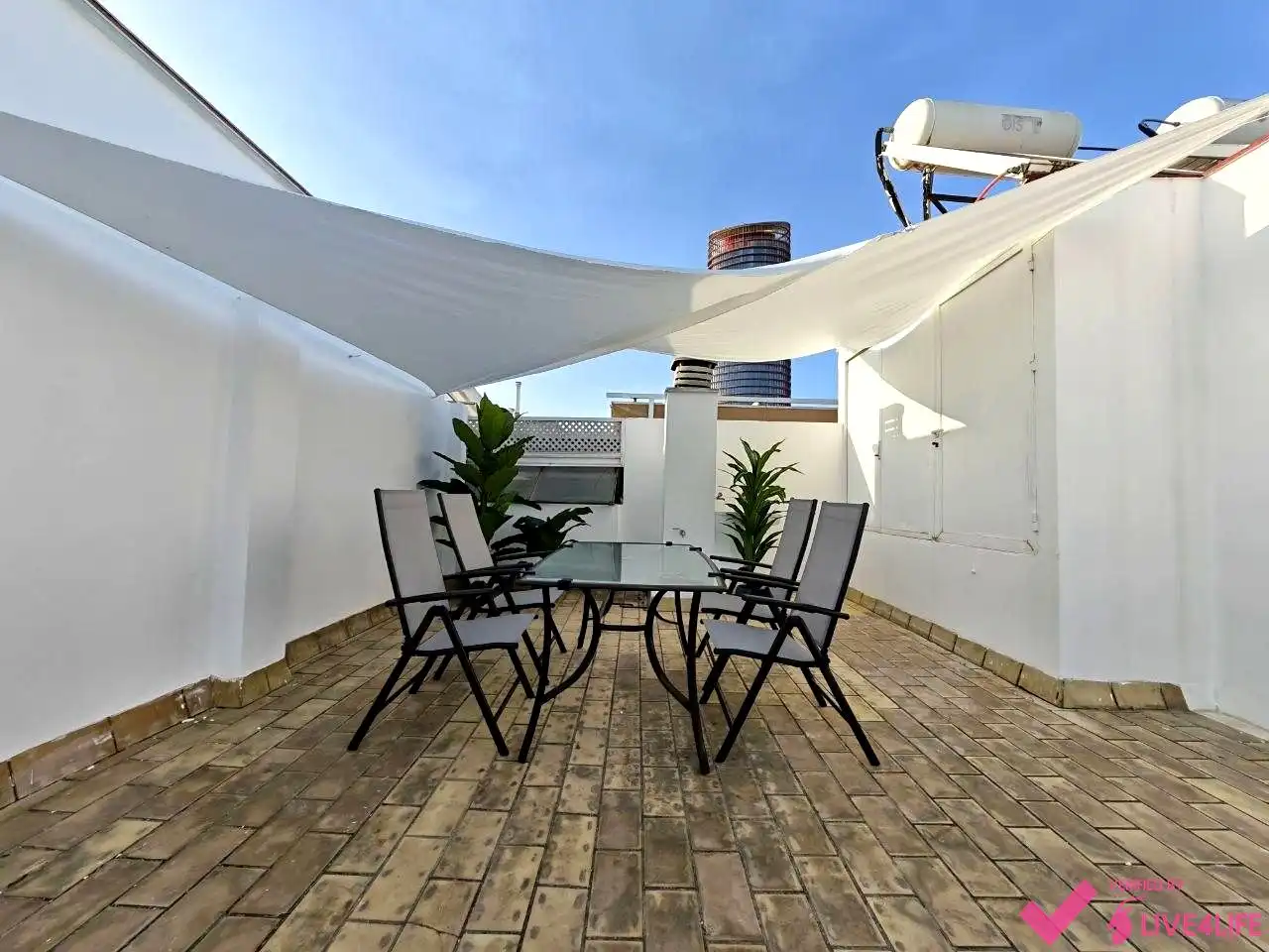 Terrasse von Maisonette zur Miete in Sevilla mit Klimaanlage, Terrasse und Möbliert