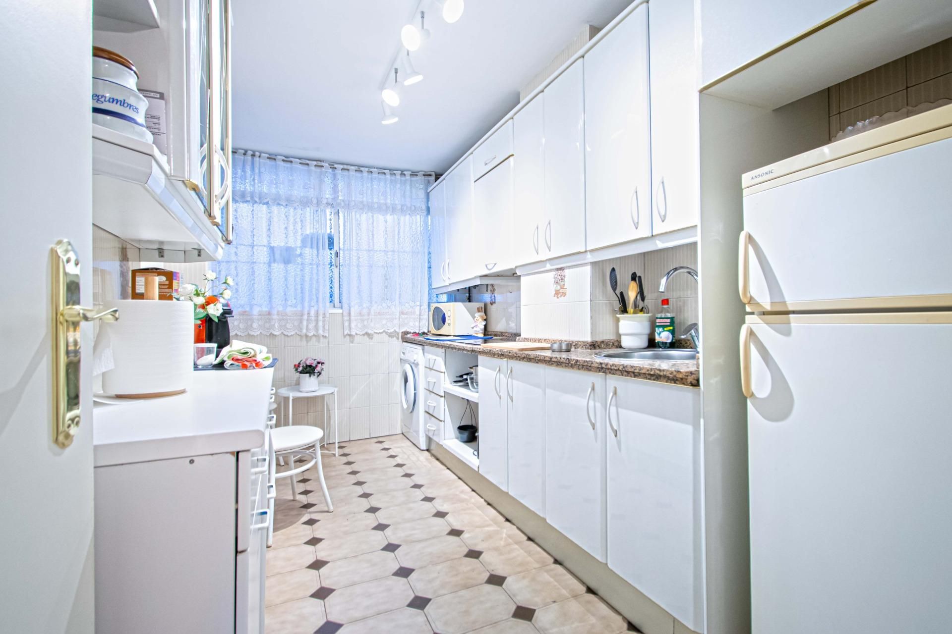 Kitchen of Flat for sale in  Sevilla Capital  with Balcony