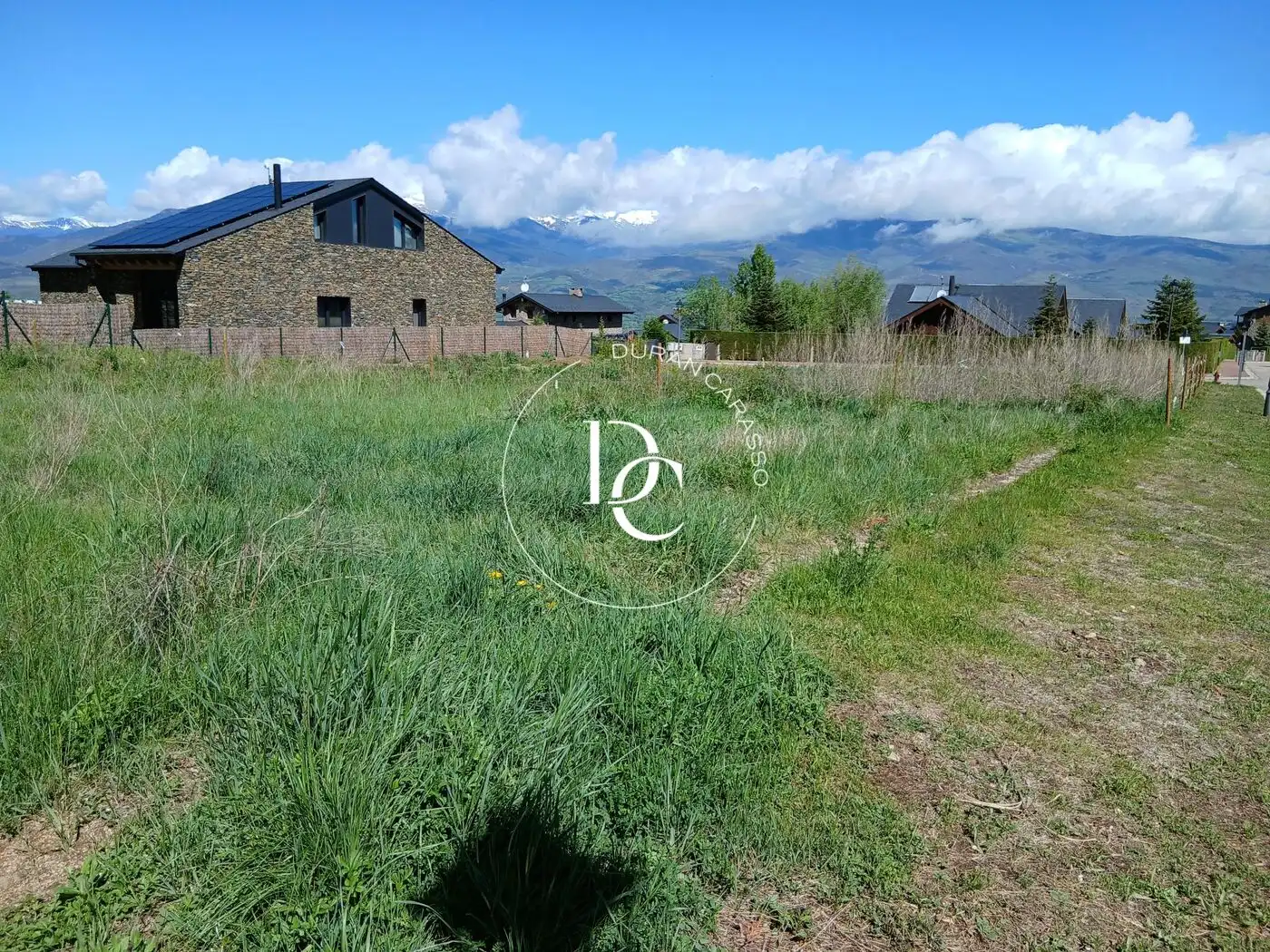 Residential for sale in Das