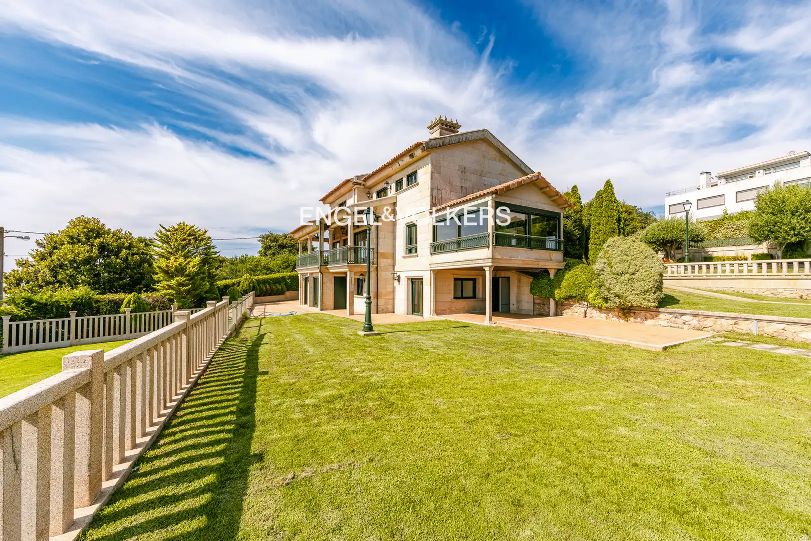 Vista exterior de Casa o chalet en venta en Nigrán con Calefacción, Jardín privado y Piscina