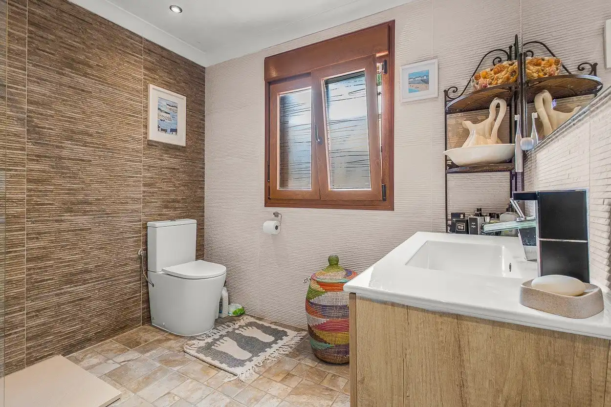 Maison rustique avec terrasse à vendre à N/A, imagen 16