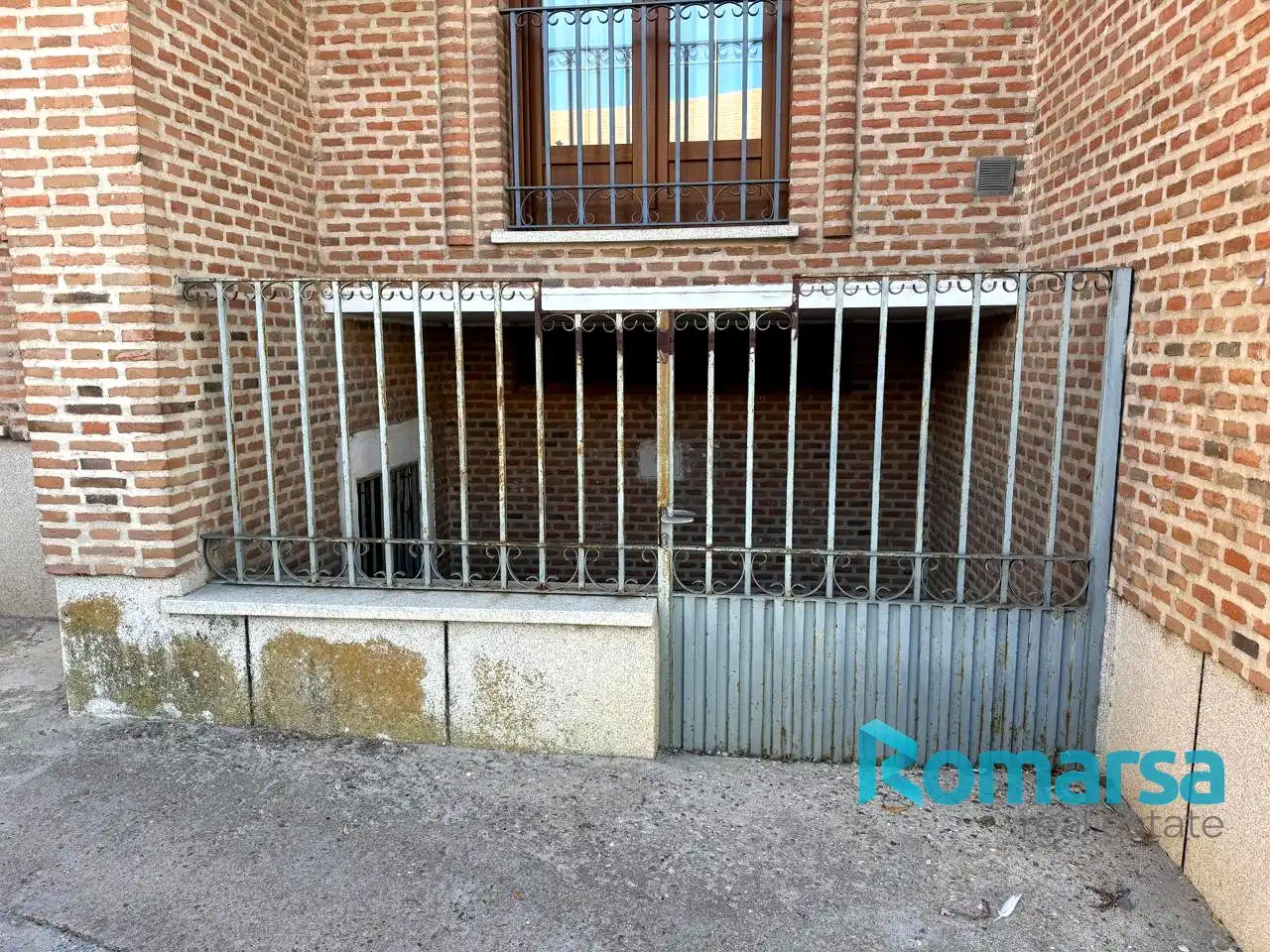 Vista exterior de Local en venta en Madrigal de las Altas Torres