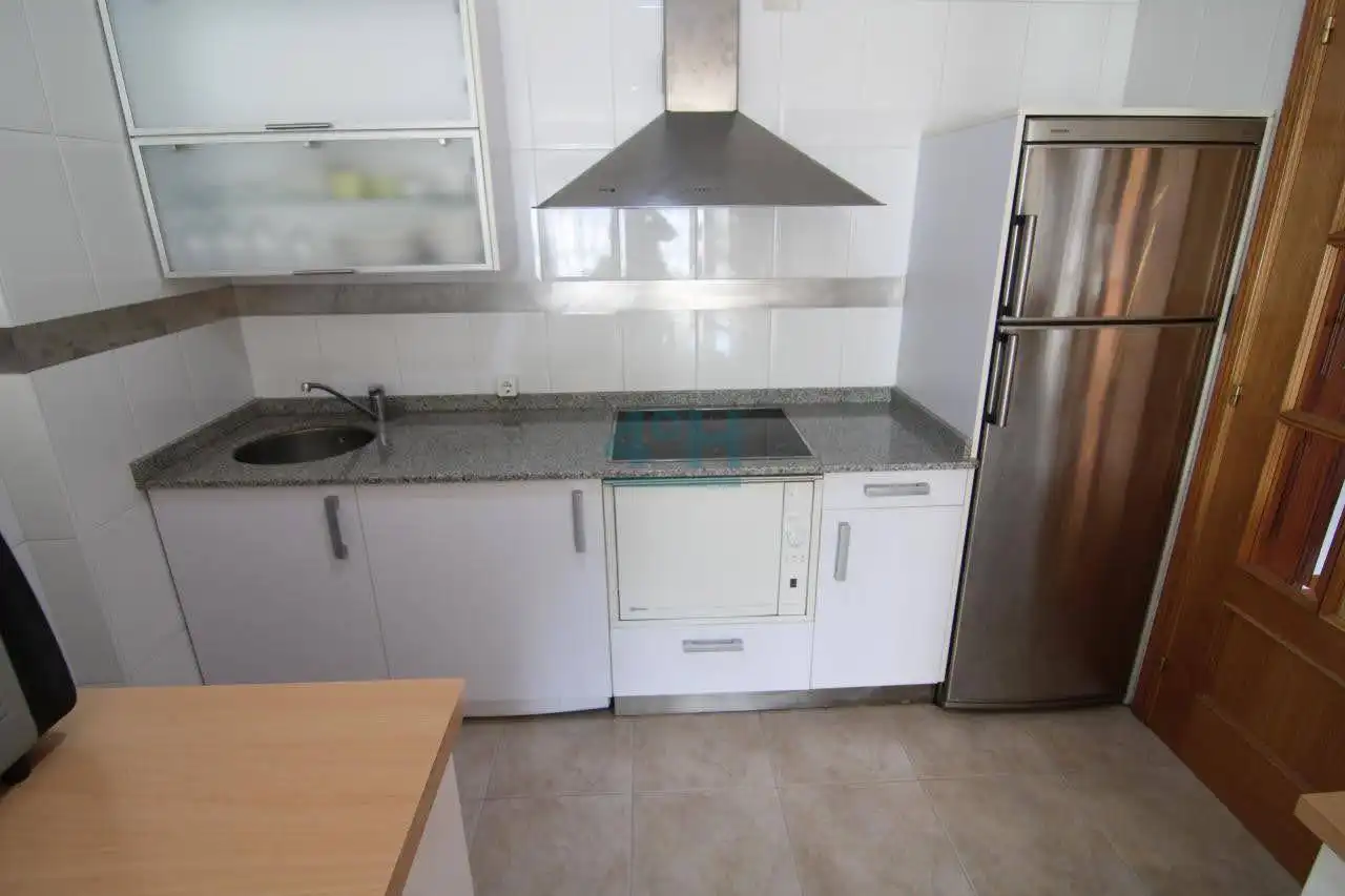 Kitchen of Study for rent in Ourense Capital   with Air Conditioner, Heating and Parquet flooring