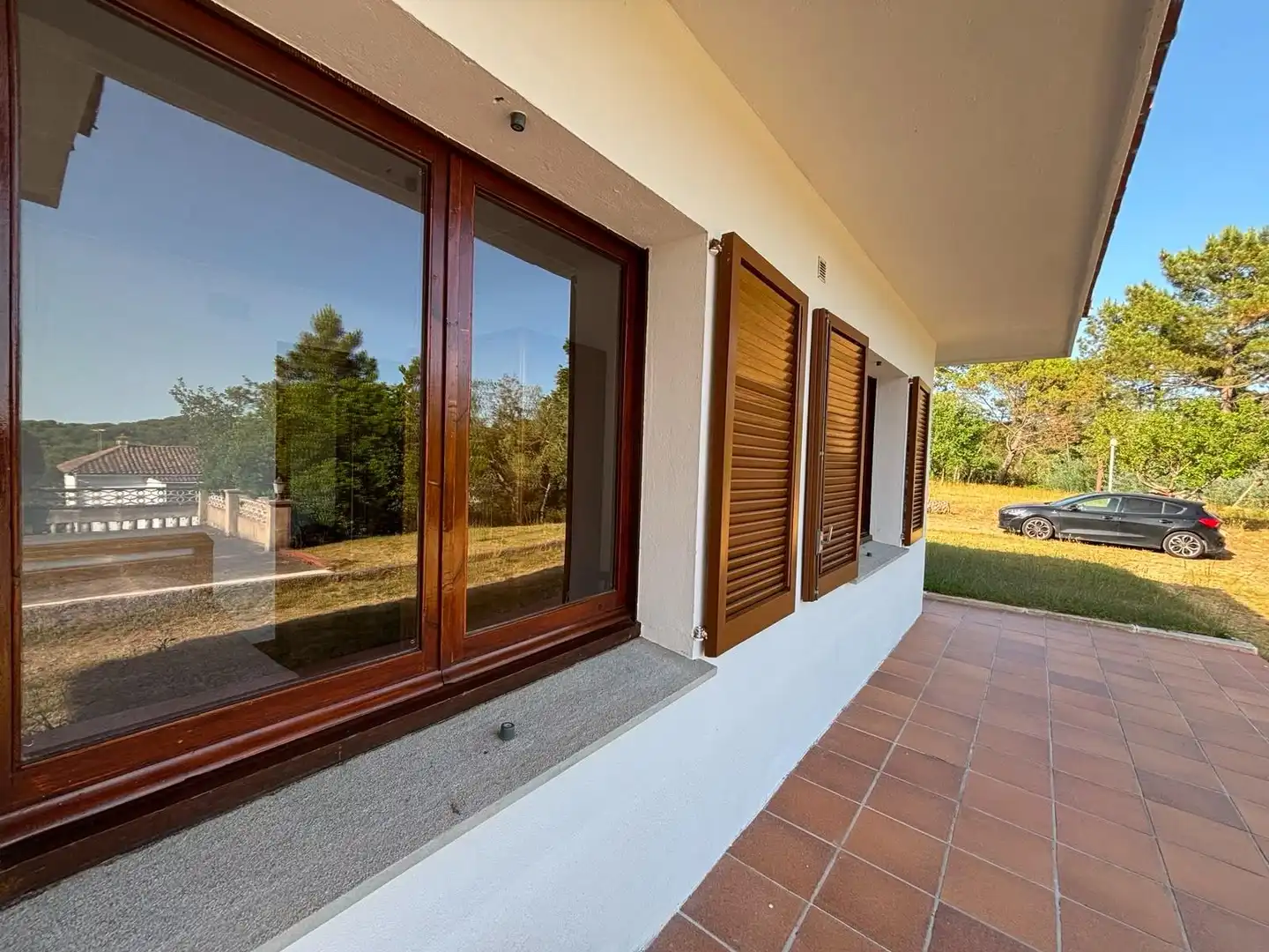 Vista exterior de Casa o xalet en venda en Llambilles amb Calefacció, Jardí privat i Piscina
