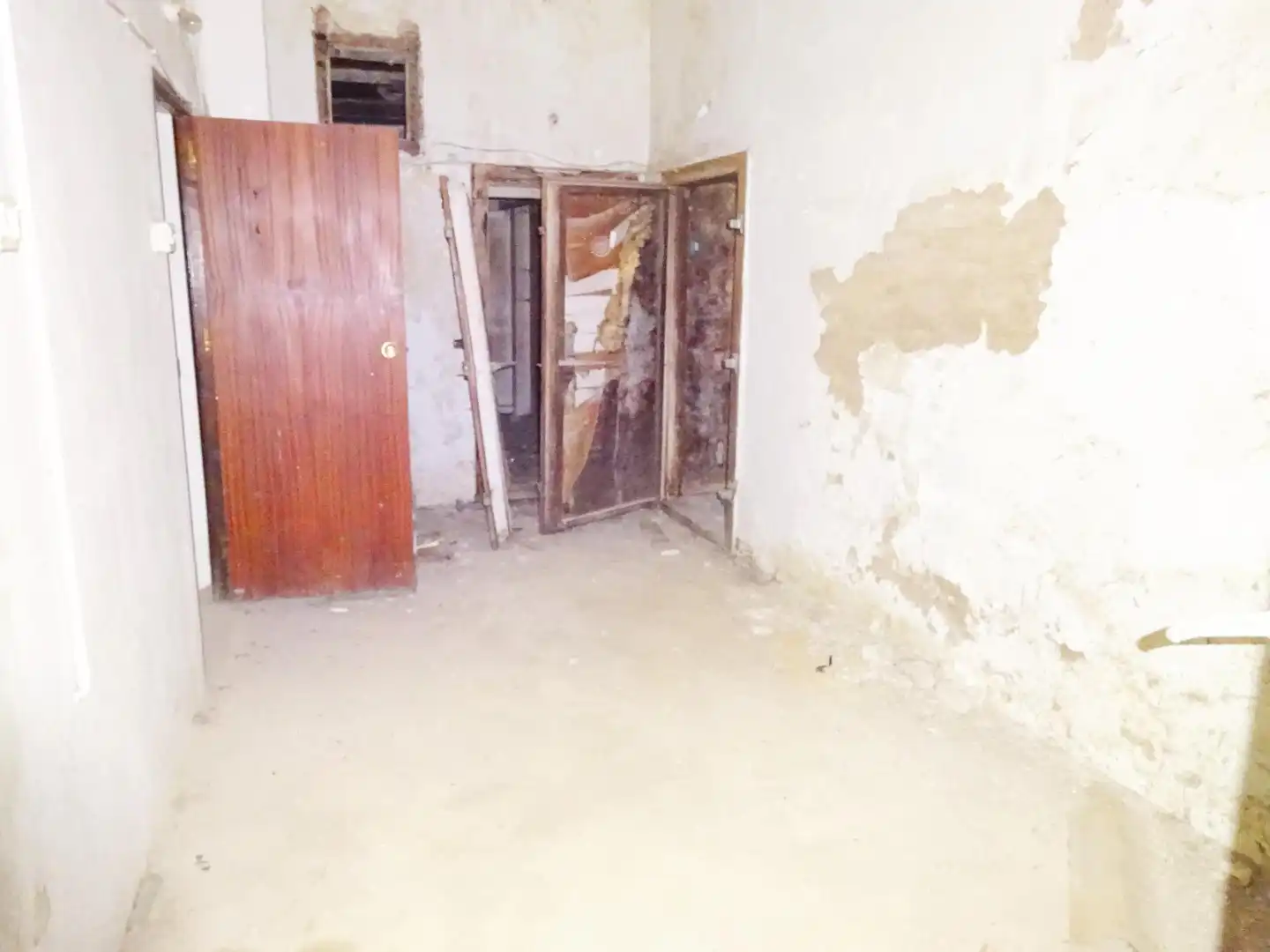 Local en venta en Sanlúcar la Mayor