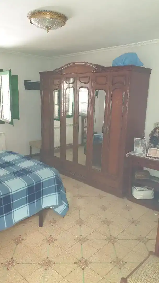 Dormitori de Finca rústica en venda en Luna amb Moblat, Forn i Rentadora