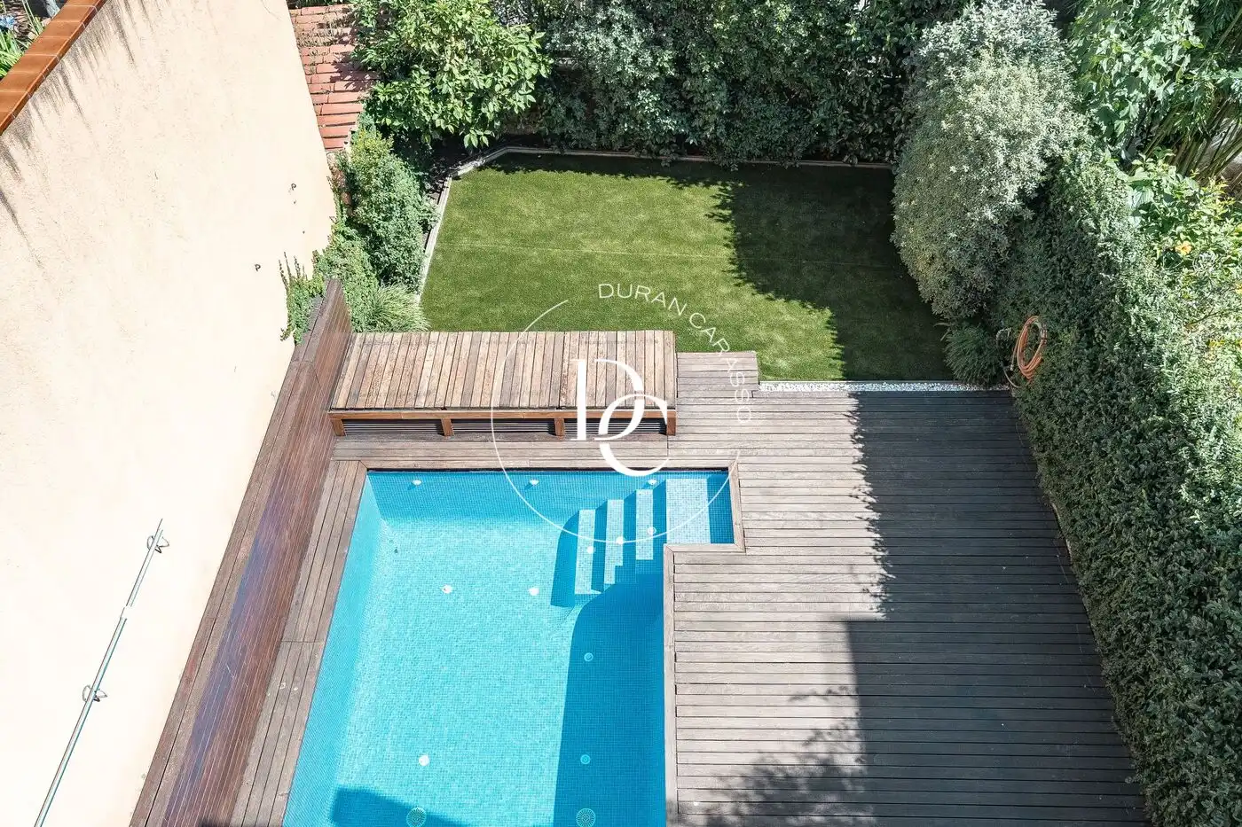 Piscina de Casa o xalet de lloguer en Barcelona amb Aire condicionat, Calefacció i Jardí privat