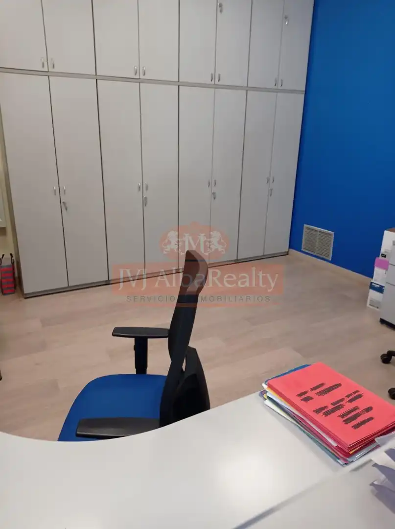 Office for rent in Albacete  with Air Conditioner