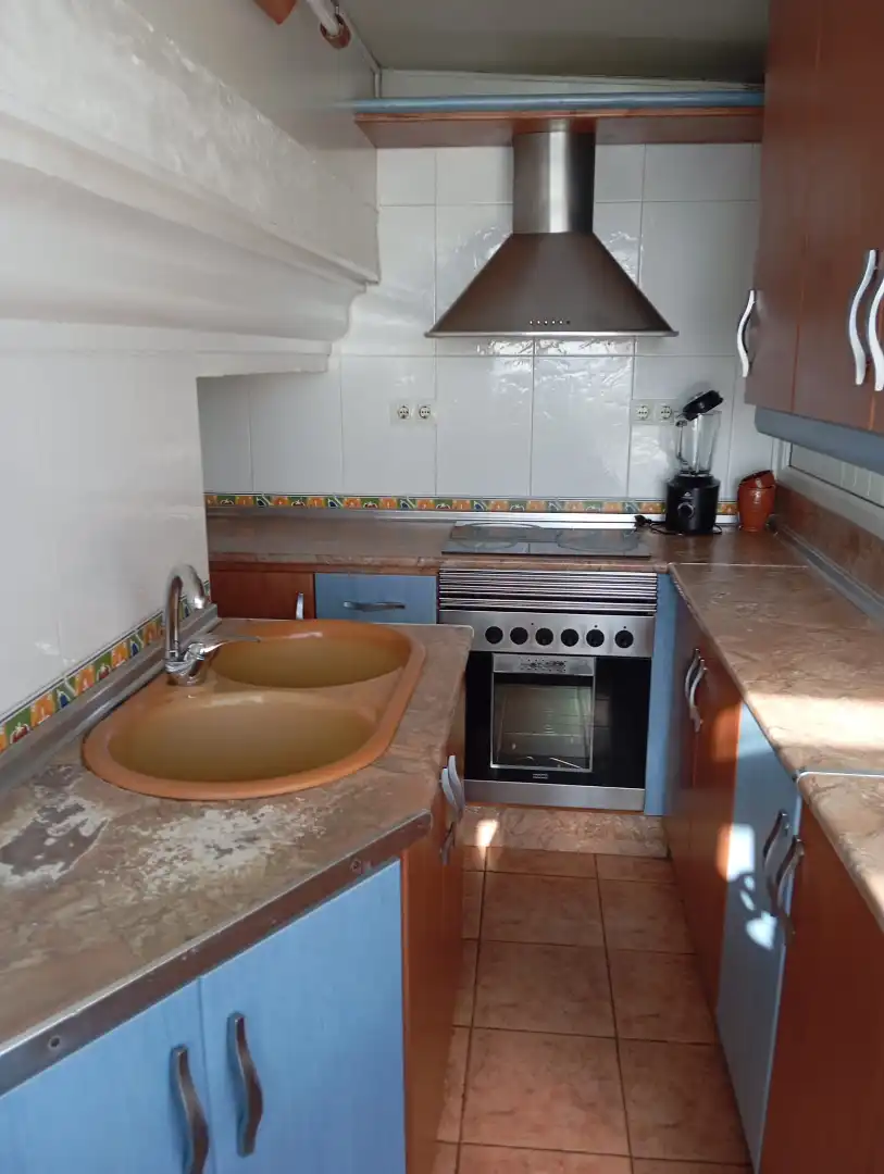 Cuina de Àtic en venda en Roquetas de Mar amb Terrassa, Moblat i Piscina comunitària