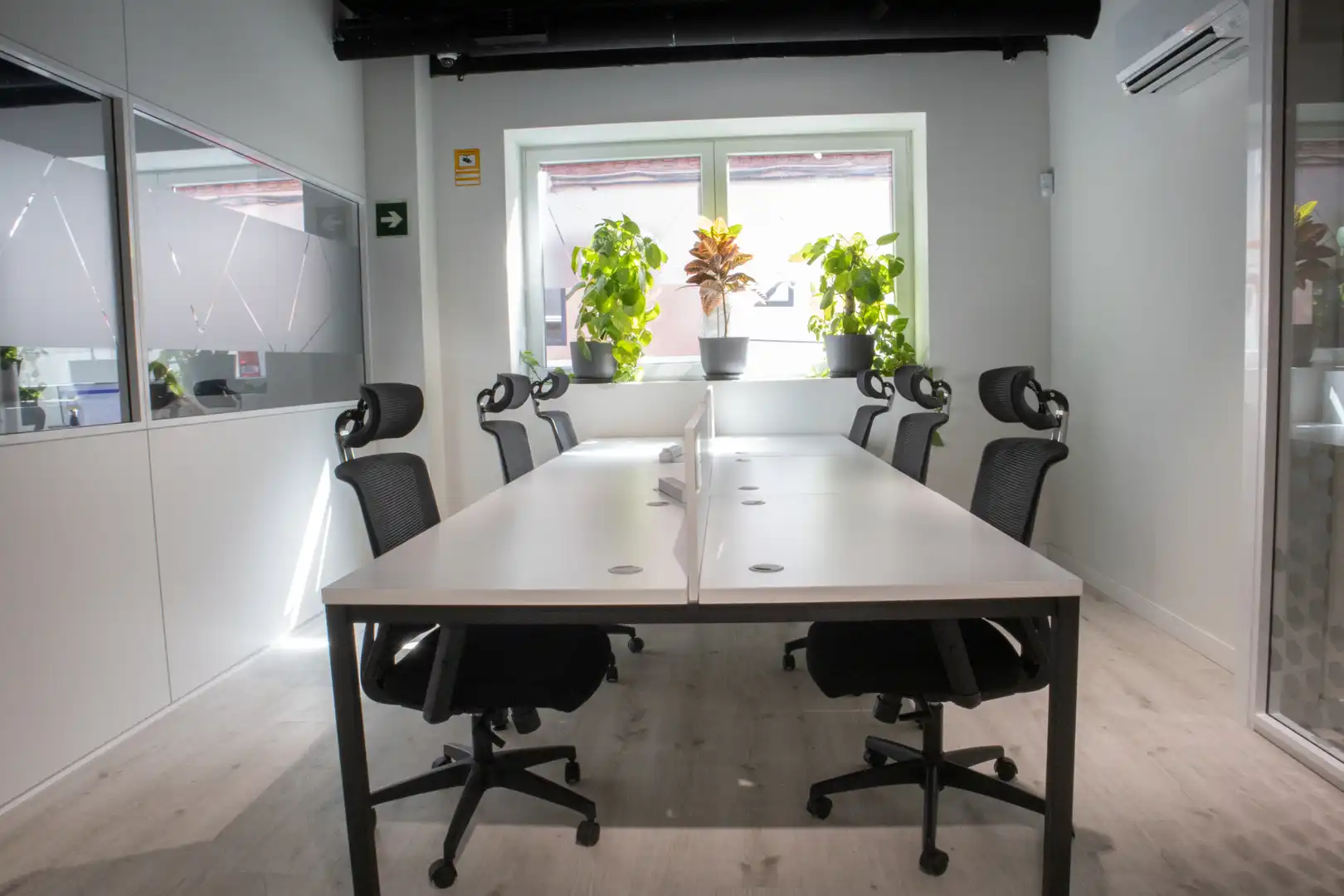 Office for rent in Madrid  with Air Conditioner, Heating and Furnished