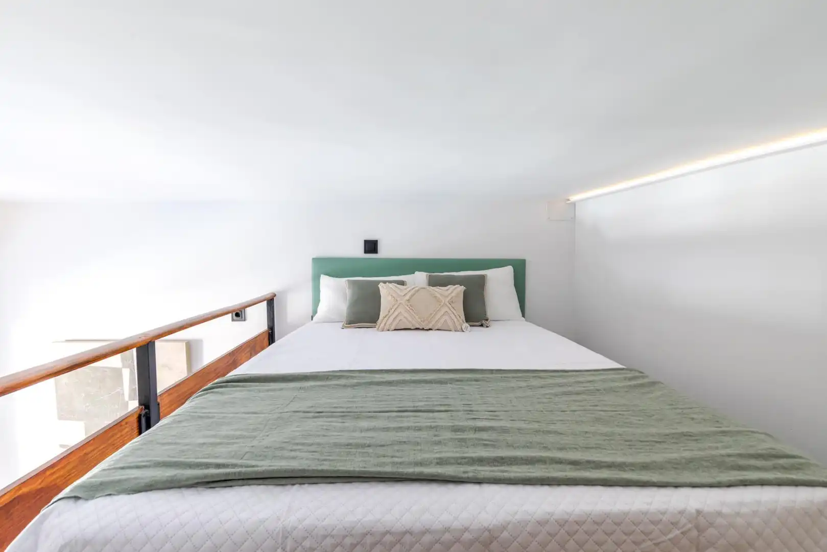 Habitación de Piso de alquiler en Madrid con Aire acondicionado, Calefacción y Amueblado