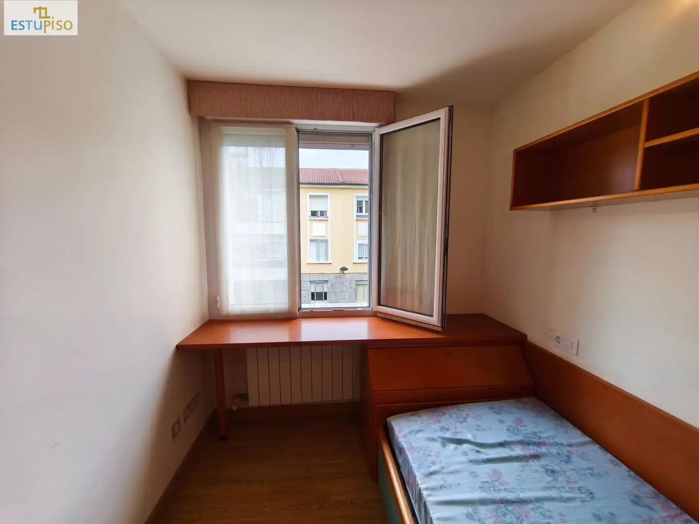 Piso en venta en Calle CEFERINO URIEN, Ali Gobeo