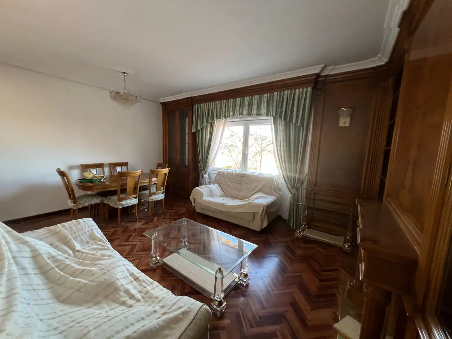 Wohnzimmer von Wohnung zum Verkauf in Alcorcón mit Heizung, Privatgarten und Möbliert