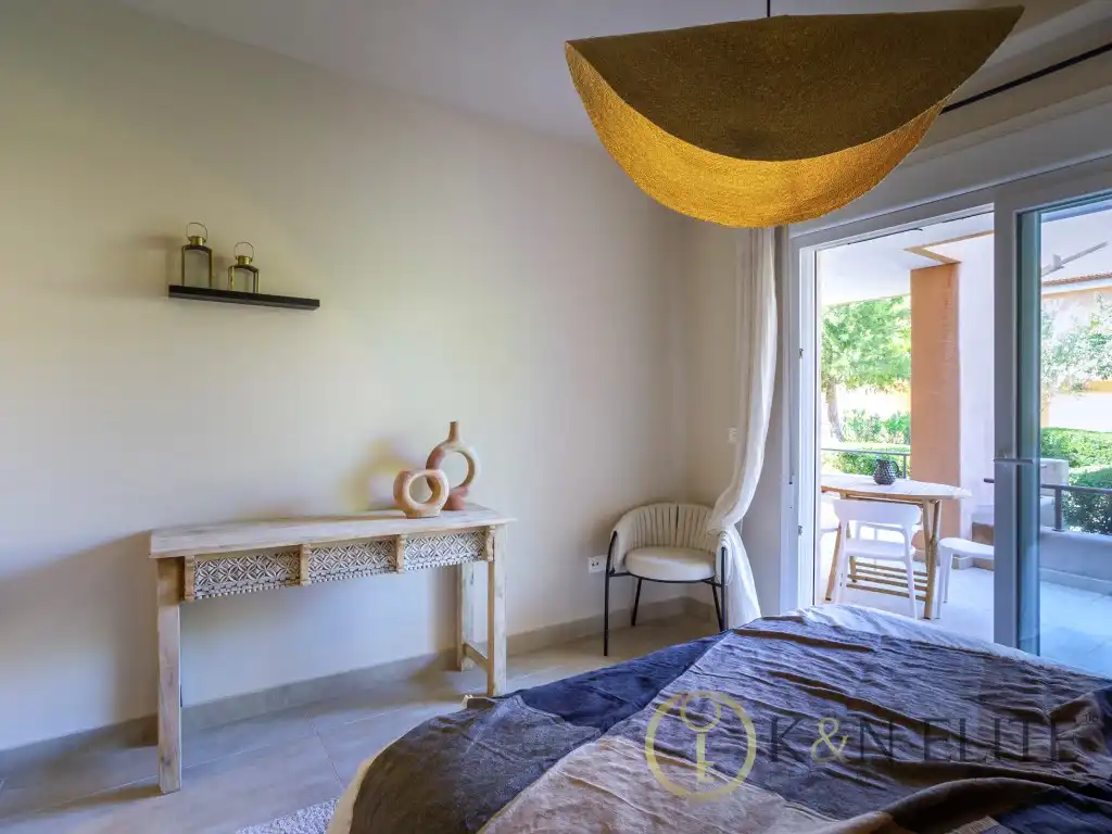 Dormitori de Pis en venda en Moraira amb Aire condicionat, Jardí privat i Terrassa