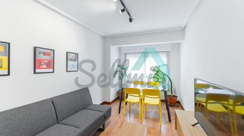 Foto 2 de Piso de alquiler en Premio Real, La Arena, Gijón