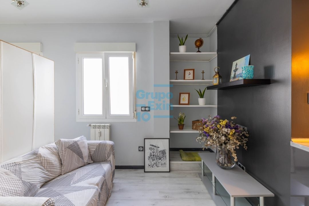 Living room of Attic for sale in Donostia - San Sebastián   with Heating, Parquet flooring and Furnished