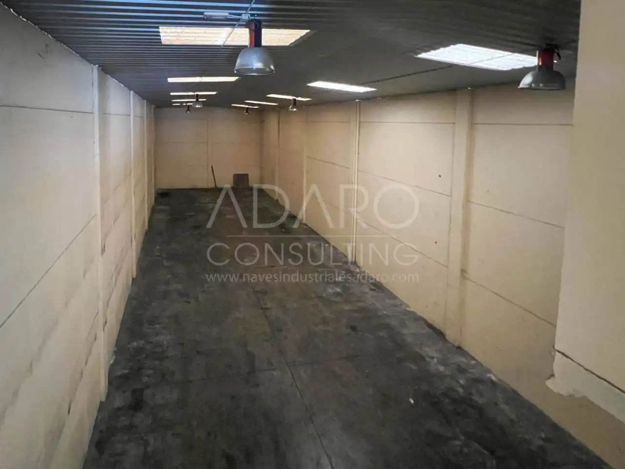 Nave industrial en venta en Alcalá de Henares con Alarma
