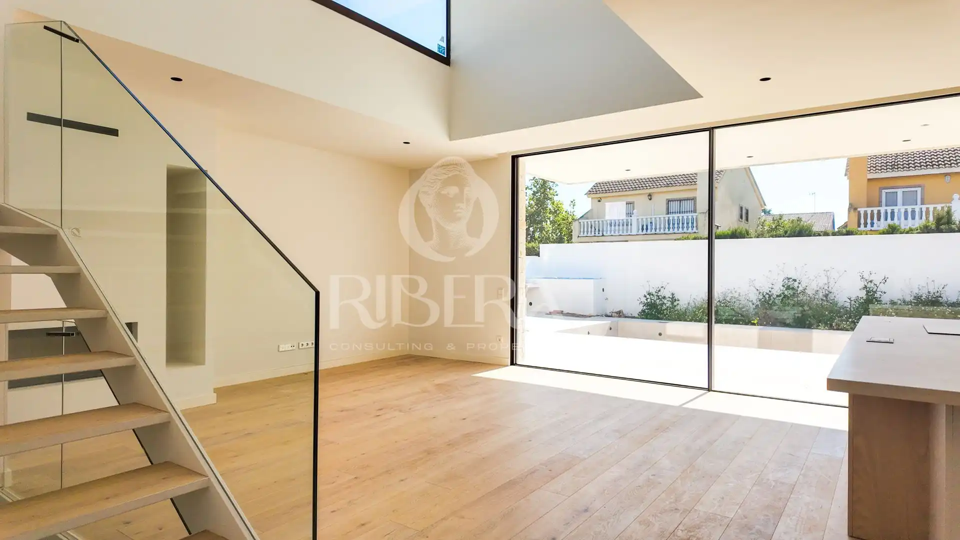 Casa o chalet en venta en L'Eliana con Aire acondicionado, Calefacción y Jardín privado