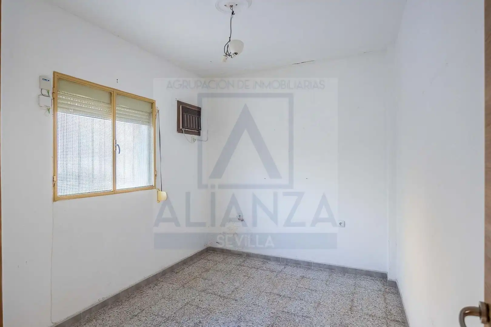Habitación de Casa o chalet en venta en Centro - Barriada Mallorca