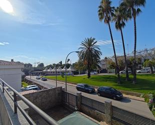 Vista exterior de Casa adosada en venda en  Tarragona Capital amb Aire condicionat, Calefacció i Jardí privat