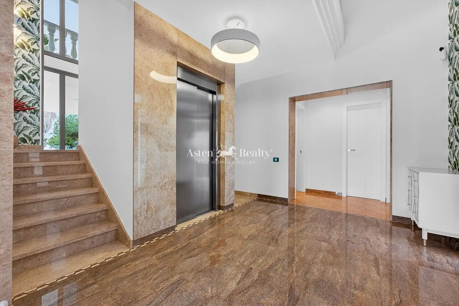 Casa con piscina en venta en Samarin, imagen 4