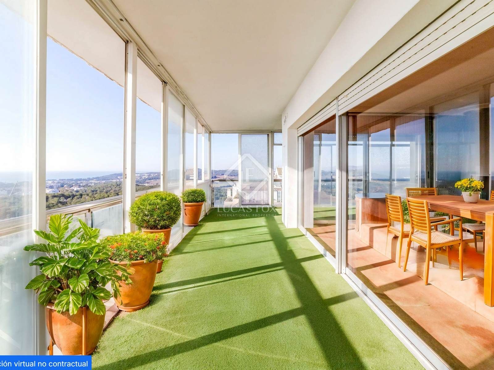 Terrace of Attic for sale in Sitges  with Private garden, Swimming Pool and Balcony