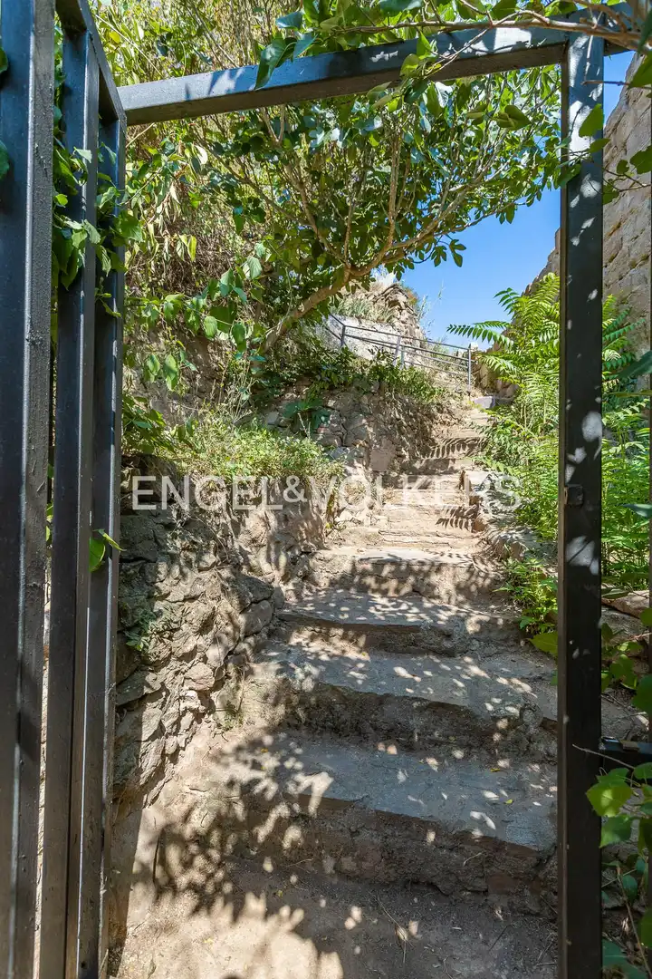 Vista exterior de Casa o xalet en venda en Cardona amb Calefacció i Jardí privat