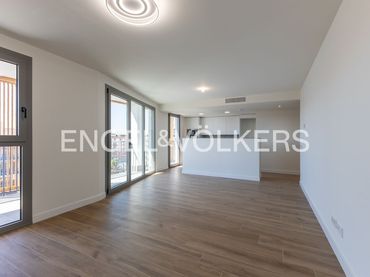 Flat with balcony to rent in Agustín Lara