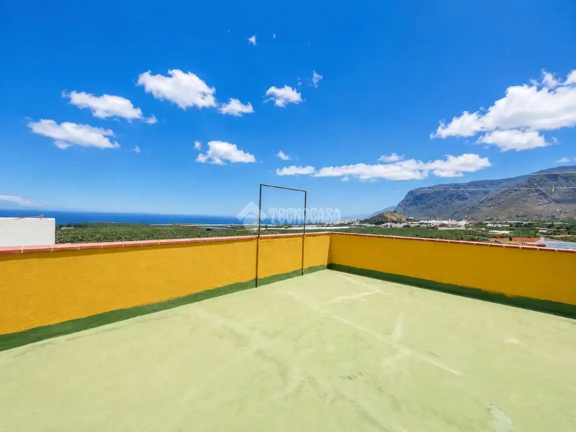 Terrace of Detached homes for sale in Los Silos  with Balcony