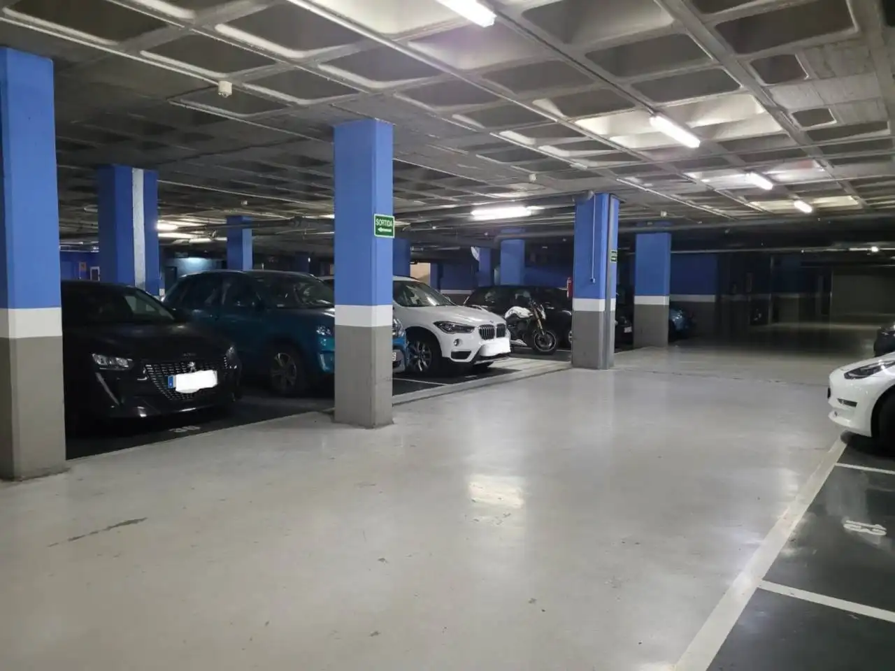 Parkplatz von Garage zur Miete in Sabadell