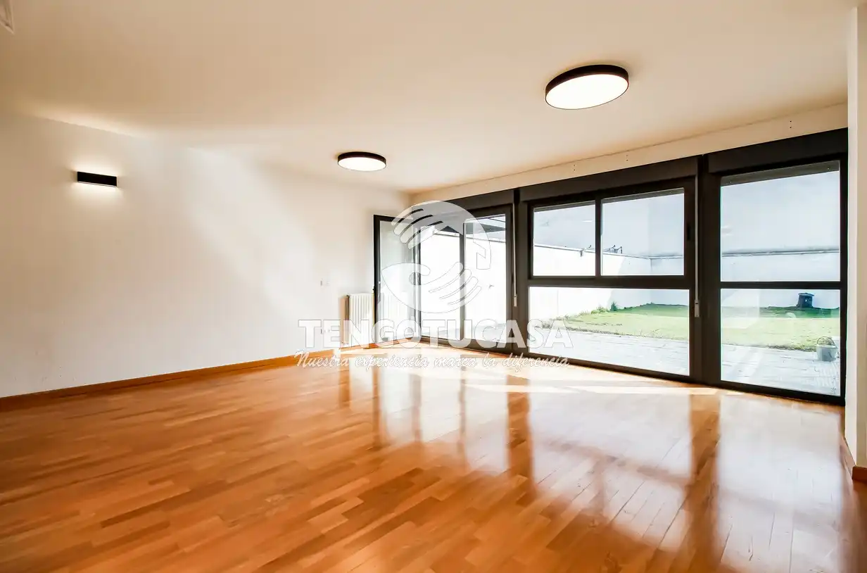 Living room of Detached homes for rent in Madrid  with Air Conditioner, Heating and Private garden
