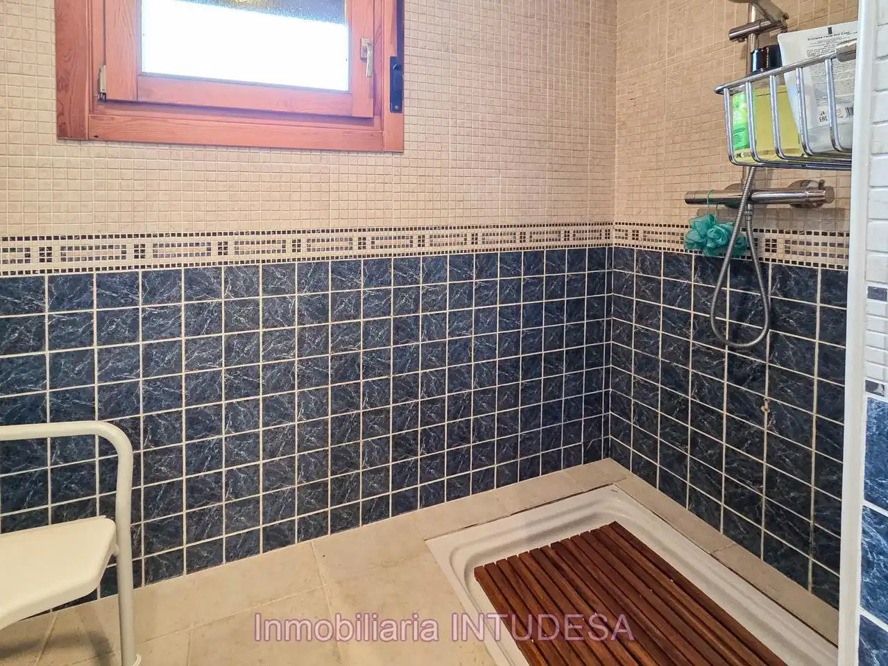 Baño de Piso en venta en Tudela con Aire acondicionado, Calefacción y Parquet