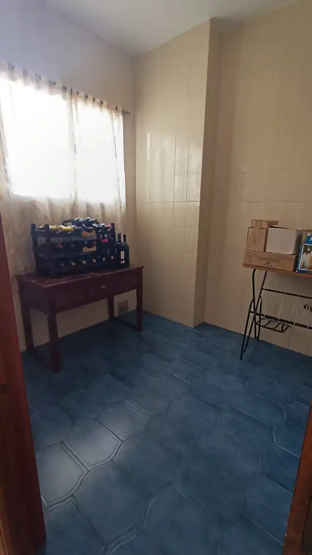 Piso en venta en Loja con Balcón