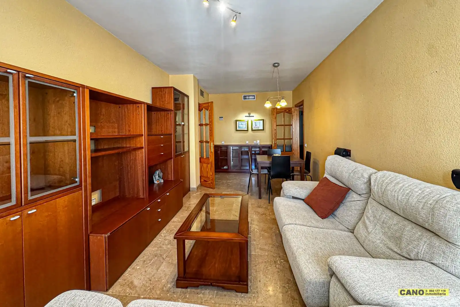 Sala de estar de Piso en venta en Almería con Trastero