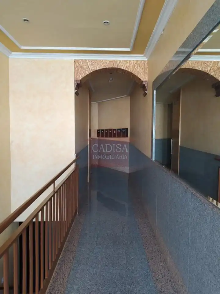 Piso en venta en Calvarrasa de Abajo con Calefacción y Amueblado