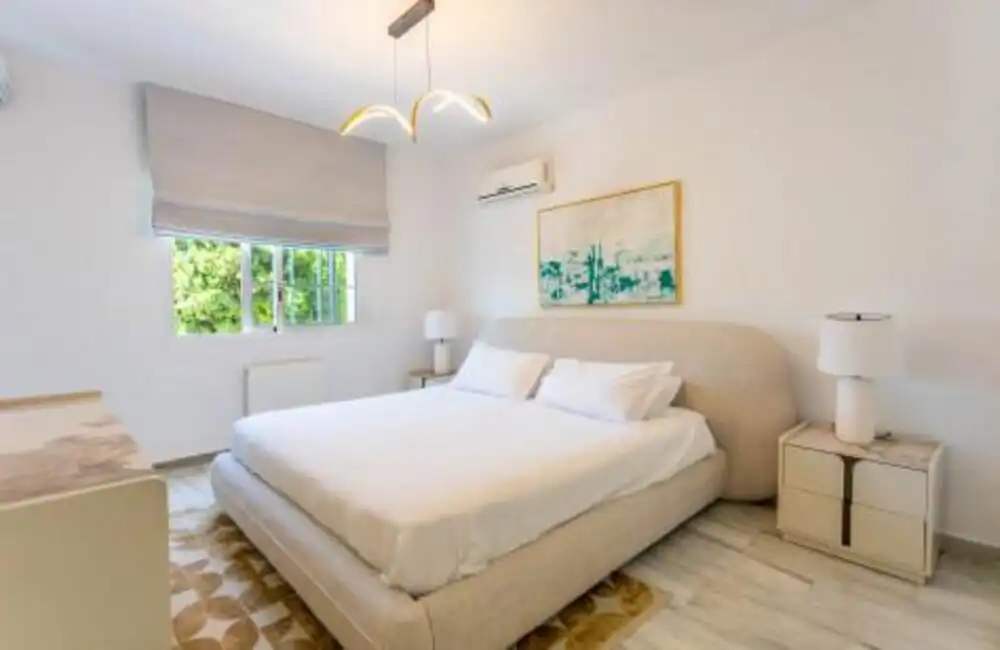 Bedroom of Houses for rent in Marbella  with Air Conditioner, Private garden and Terrace