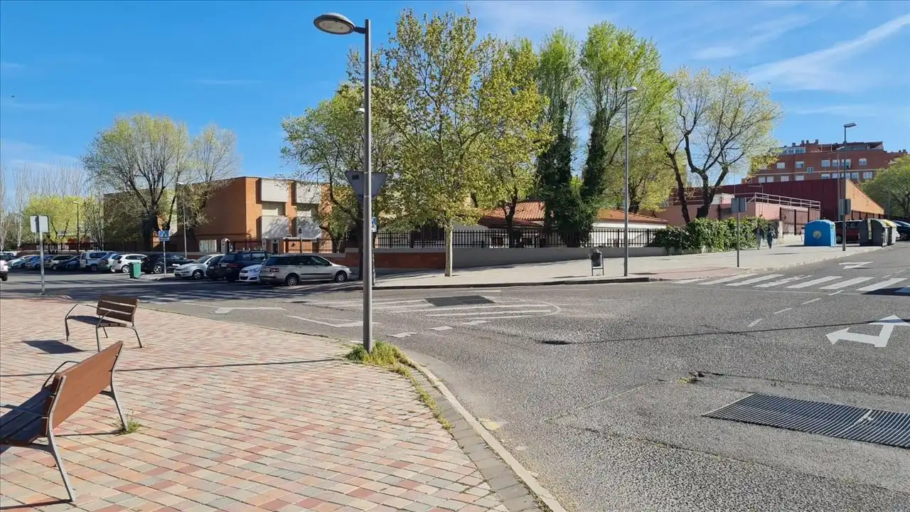 Exterior view of Garage for sale in Valdemoro