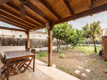 Adosado con jardín en venta en La Collada - Sis Camins
