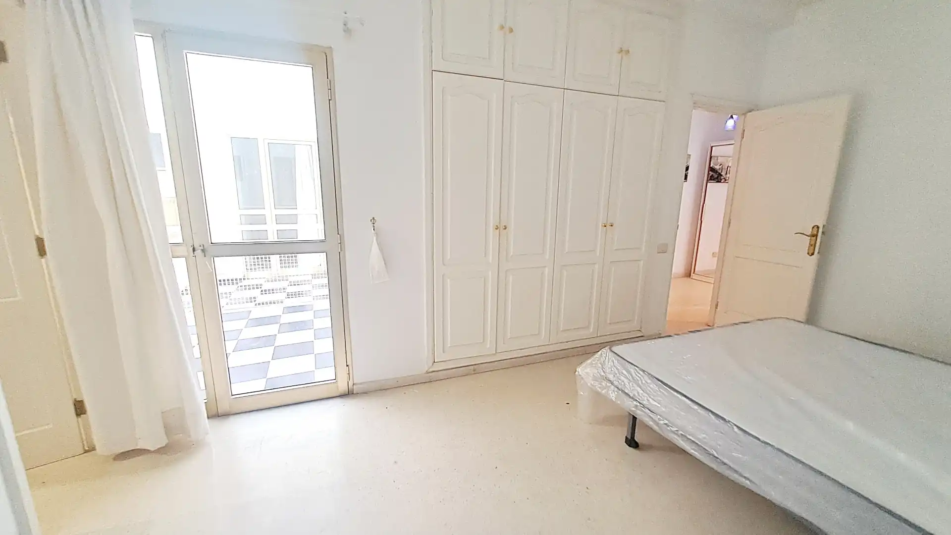 Habitación de Apartamento de alquiler en Las Palmas de Gran Canaria con Amueblado, Lavadora y Balcón