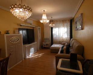 Living room of Flat for sale in  Madrid Capital  with Air Conditioner