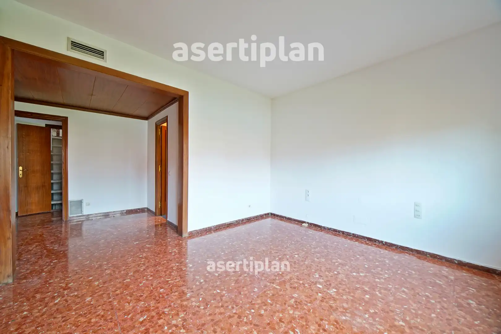 Habitación de Casa o chalet de alquiler en Mataró con Jardín privado, Terraza y Trastero
