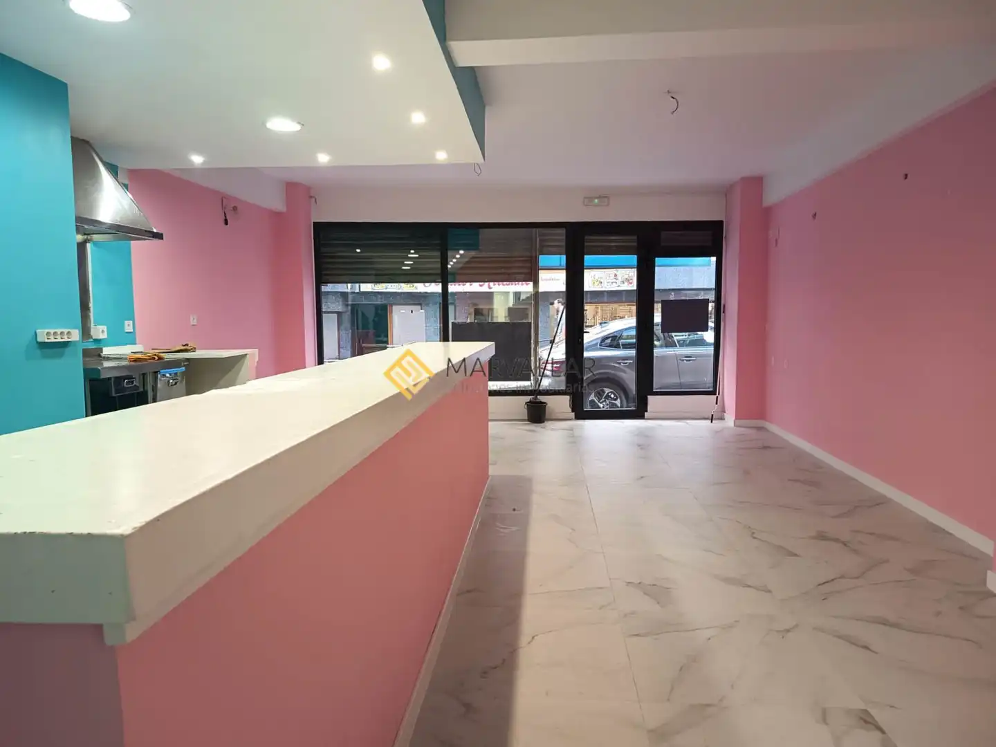 Local comercial en venta en Cuatro Caminos, imagen 2