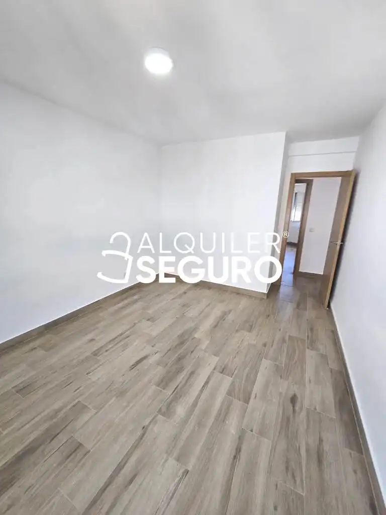 Habitación de Piso de alquiler en San Fernando de Henares con Aire acondicionado, Calefacción y Terraza