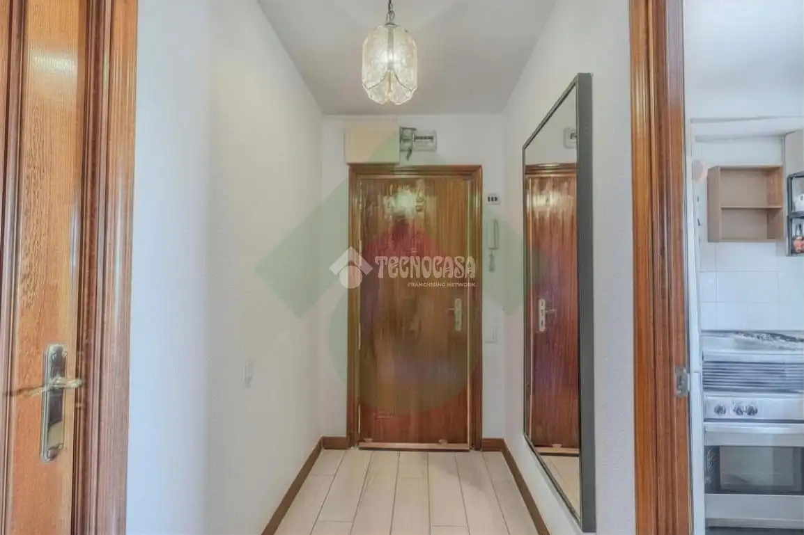 Flat for sale in Madrid  with Air Conditioner, Heating and Terrace