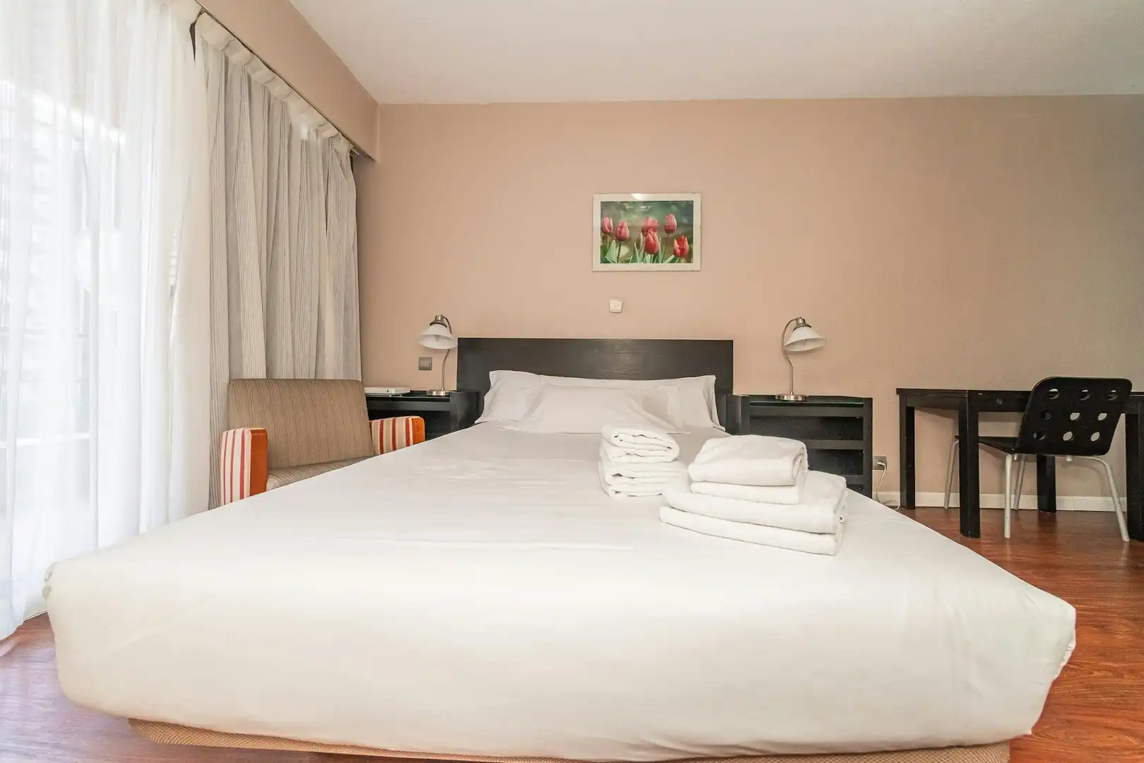 Schlafzimmer von Gebäude zur Miete in Madrid