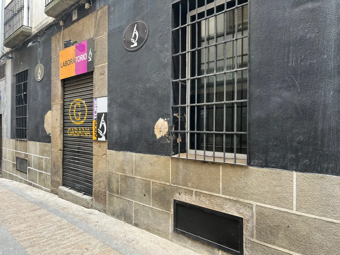 Gewerbefläche zum Verkauf in Calle Santa María