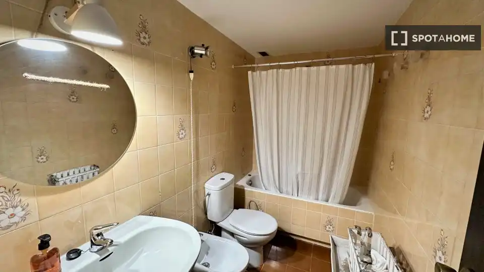 Room in Can Girona - Terramar - Vinyet