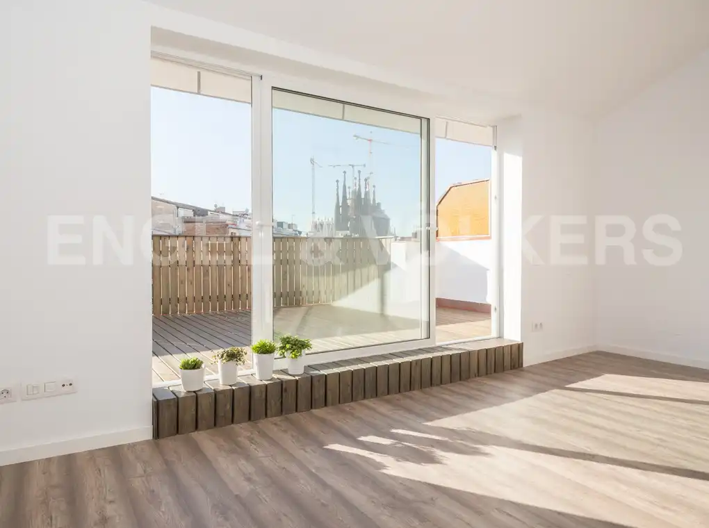 Terrace of Attic for rent in Barcelona  with Air Conditioner, Heating and Parquet flooring