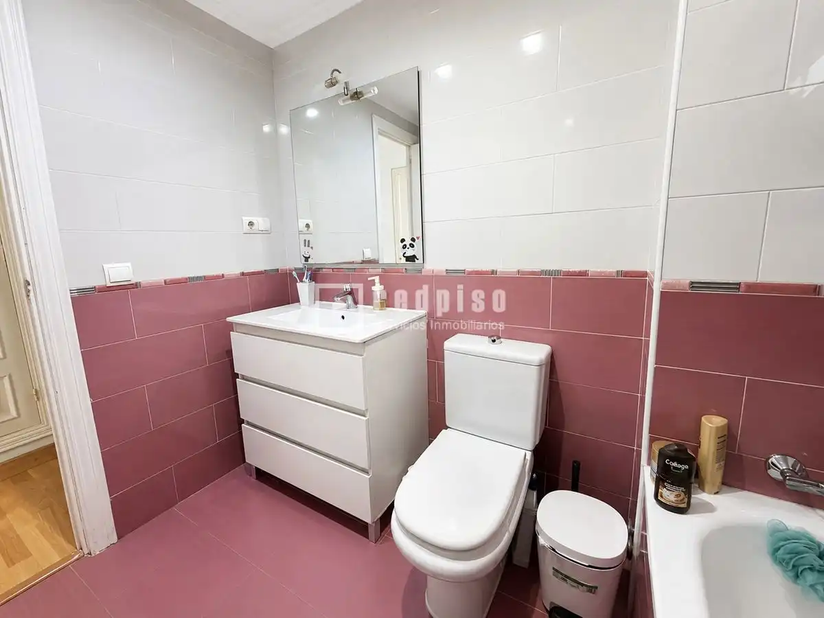 Baño de Piso en venta en Torremolinos con Aire acondicionado y Terraza