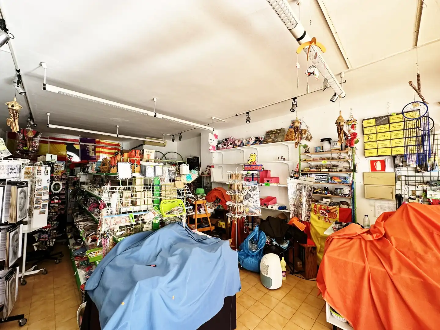 Local en venda en Calvià amb Aire condicionat, Terrassa i Moblat